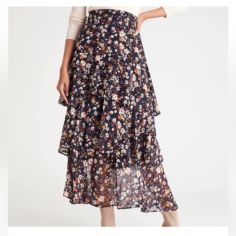 Ann Taylor Skirt (6P)
